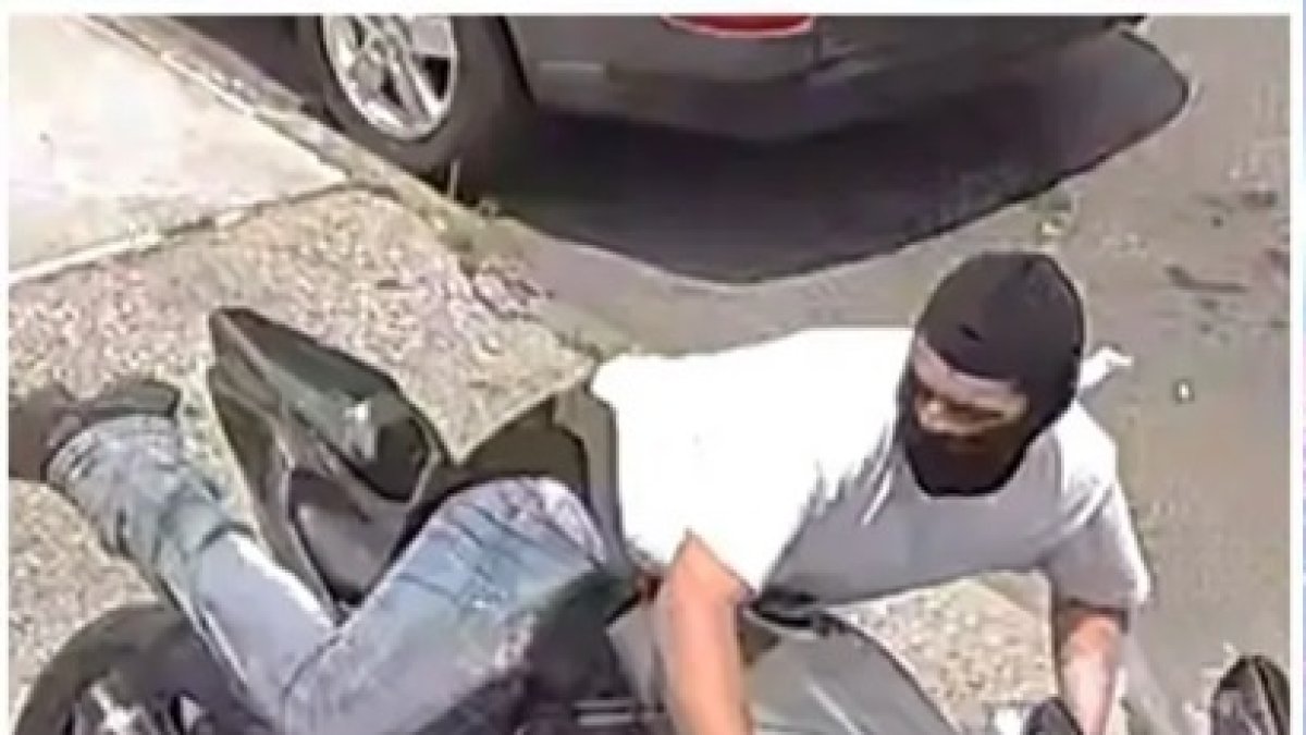 Ladrones armados asaltan neoyorkinos en diferentes vecindarios, incluyendo Alto Manhattan