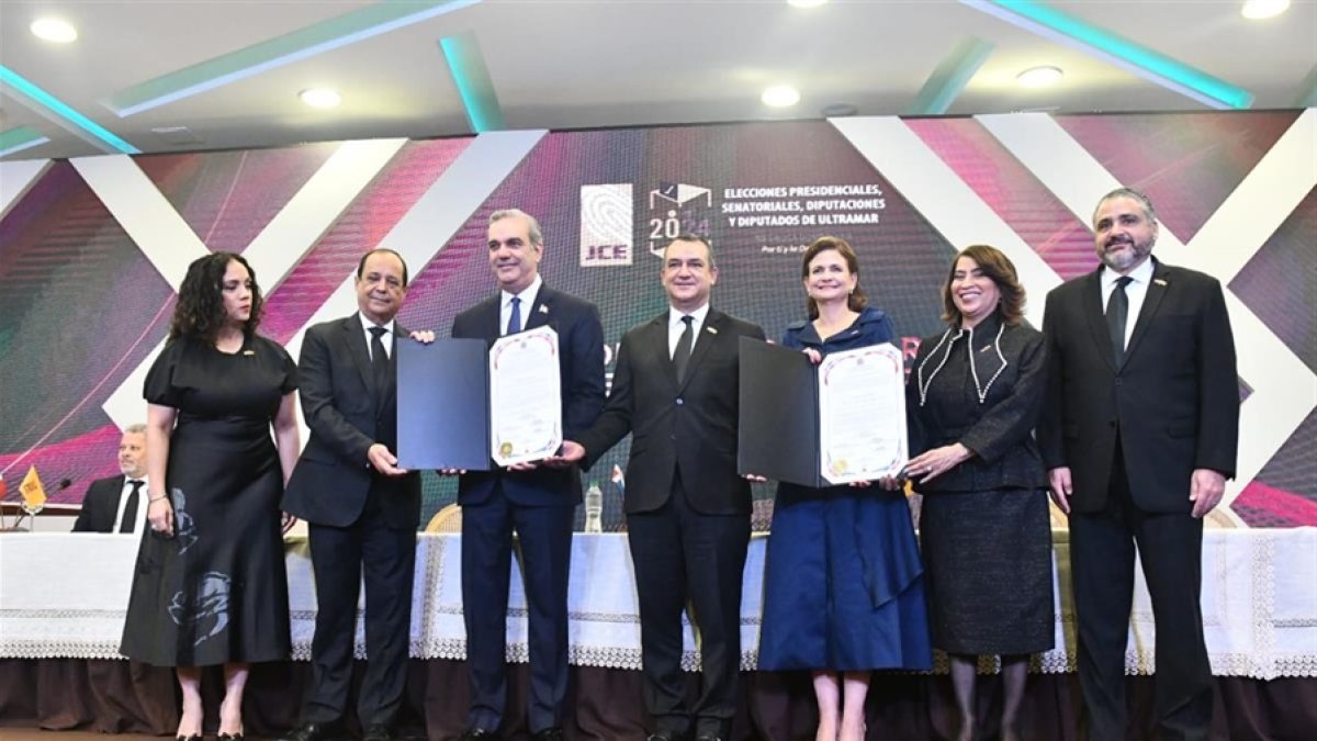 900900p416EDNmainimg-WhatsApp-Image-2024-07-11-at-7.23.03-PM-2