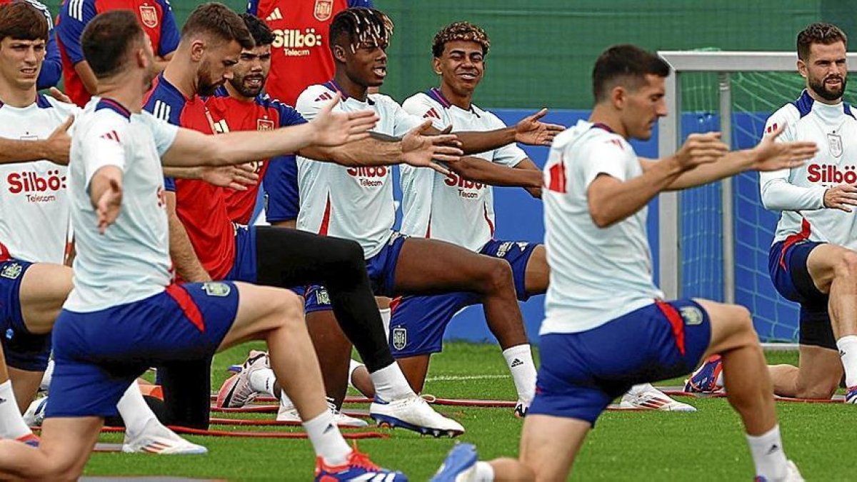 La selección de España, en los entrenamientos ayer, para la gran final.