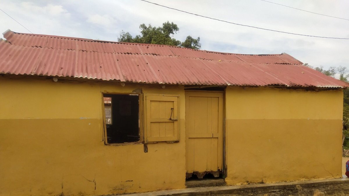 Comunidad de La Florida en San Juan, clama por una escuela digna en medio del inicio del año escolar