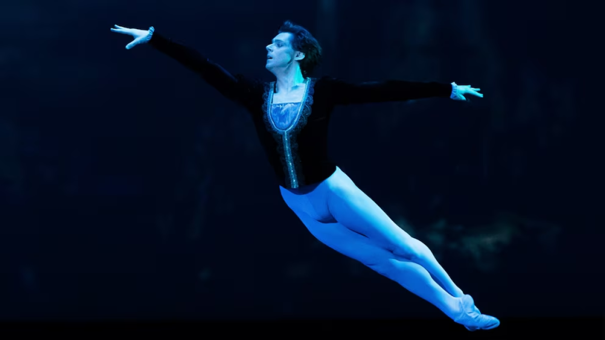 Vladimir Shklyarov, talentoso bailarín del Teatro Mariinsky, murió tras caer desde su balcón en San Petersburgo (Instagram/vladimir_shklyarov)