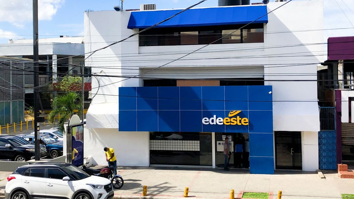 Edeeste y Pgase realizan operativo de detección de fraude en La Romana