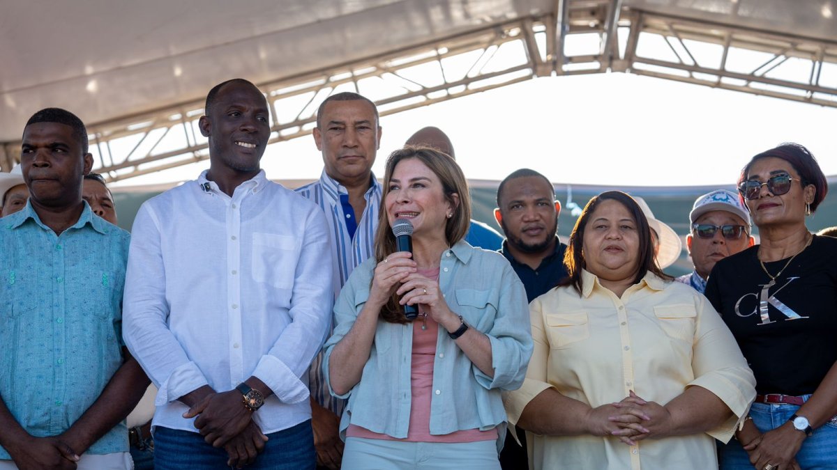 Realizan Plásticos por Juguetes en La Romana y San Pedro
