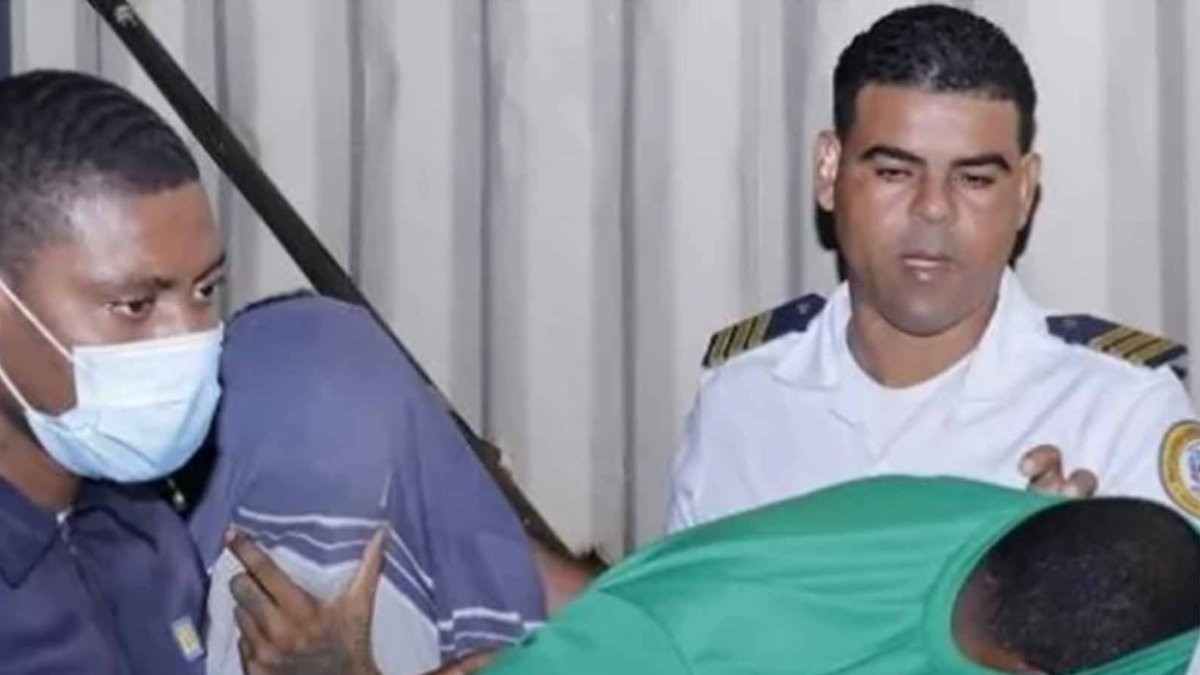 9_El País_02_1A,p01