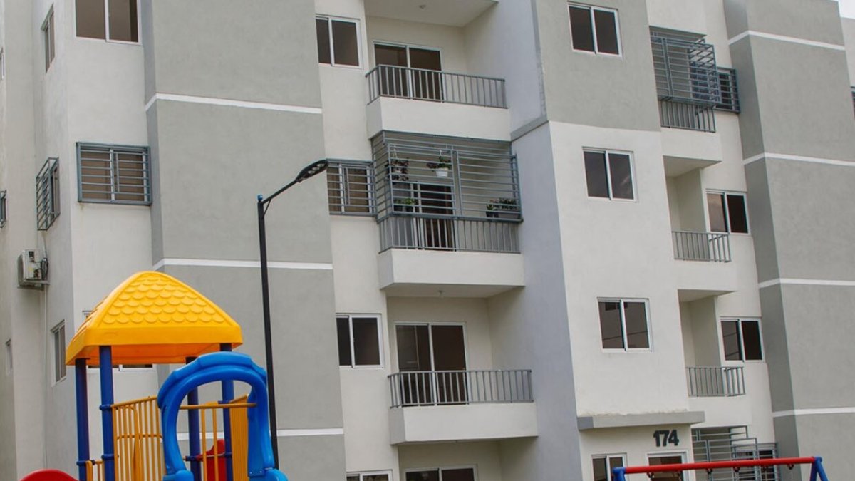 PRESIDENTE LUIS  ABINADER