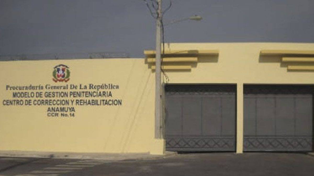 Un preso aprovechó cita odontológica para fugarse; autoridades dominicanas e Interpol mantienen su búsqueda