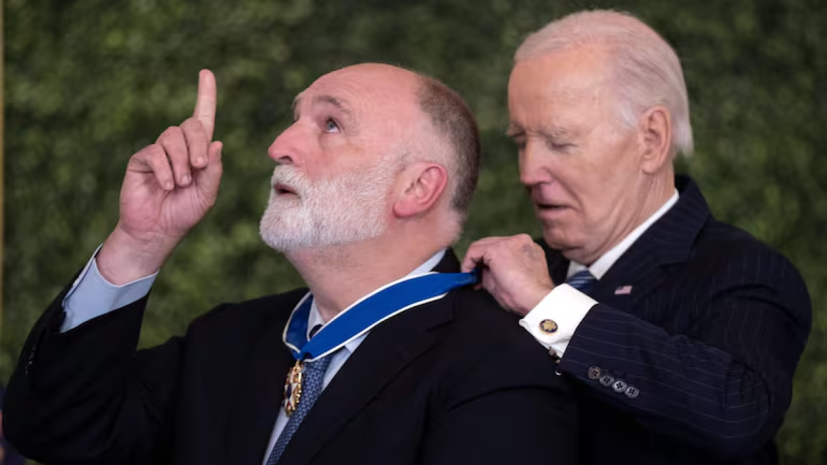 José Andrés recibe medalla presidencial por Joe Biden. Foto/POOL