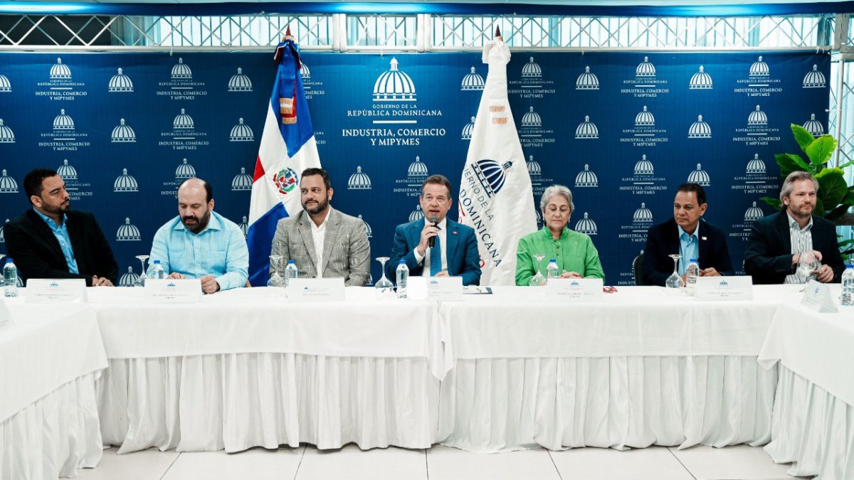 MICM y entidades adscritas presentan avances en planificación estratégica