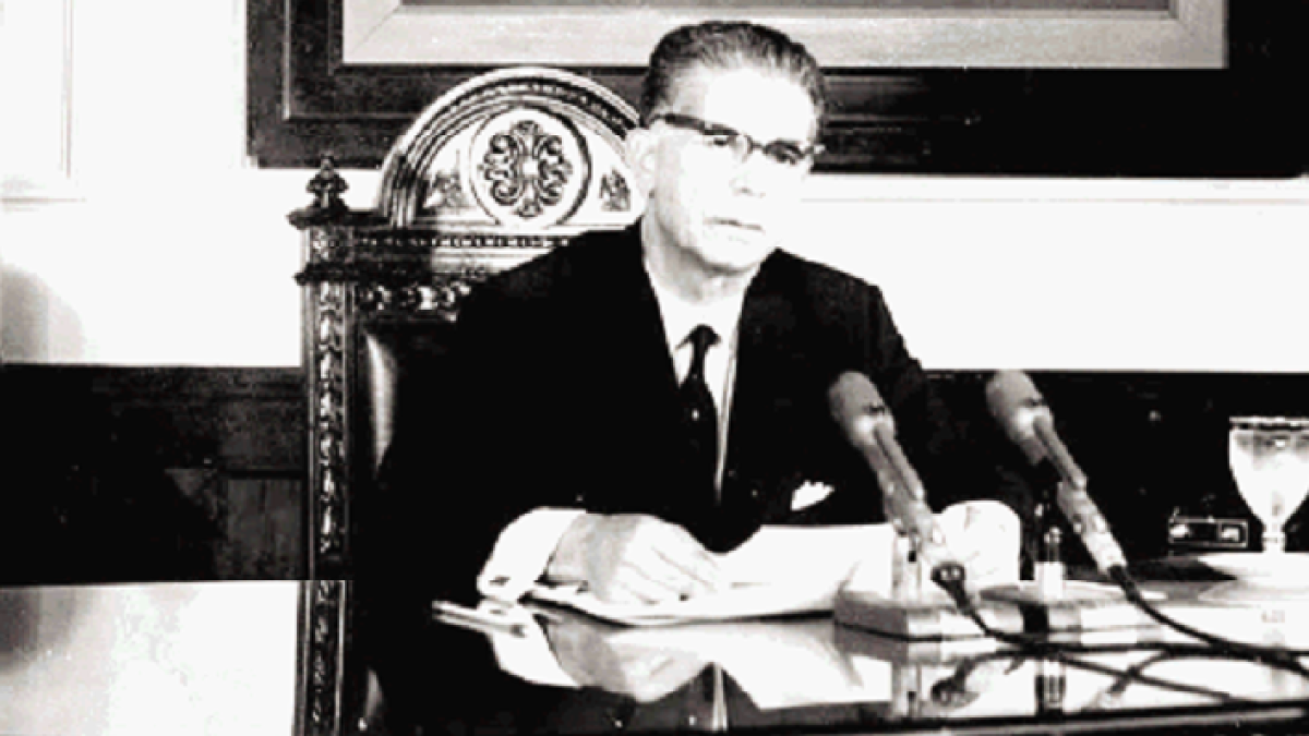 El presidente Joaquín Balaguer durante una elocución al país desde el Palacio Nacional.