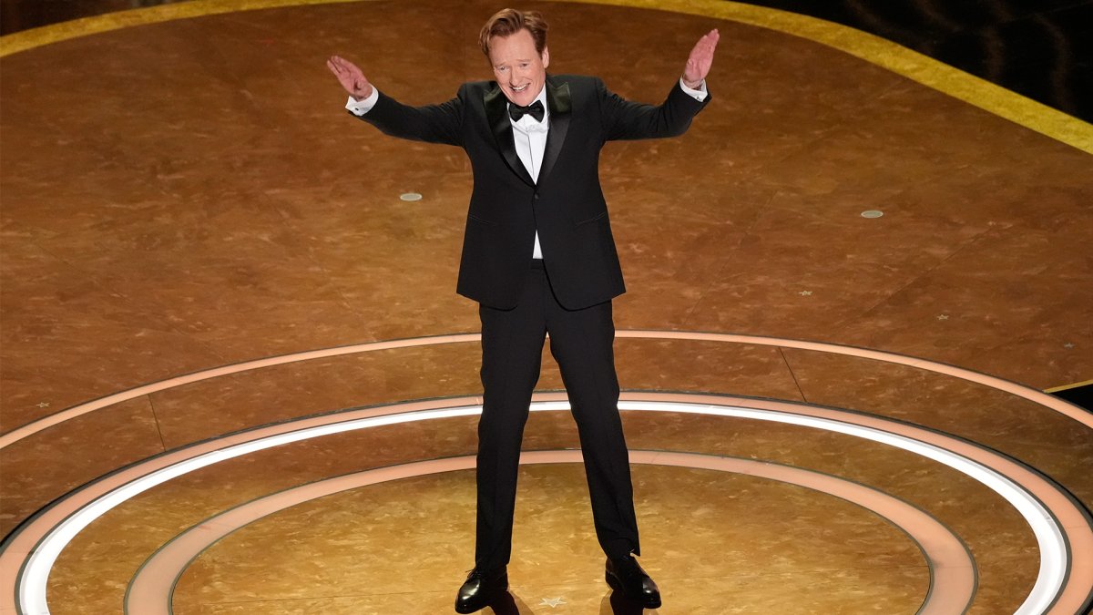 15970557_030225-cc-ap-oscars-conan-obrien-monologue-img
