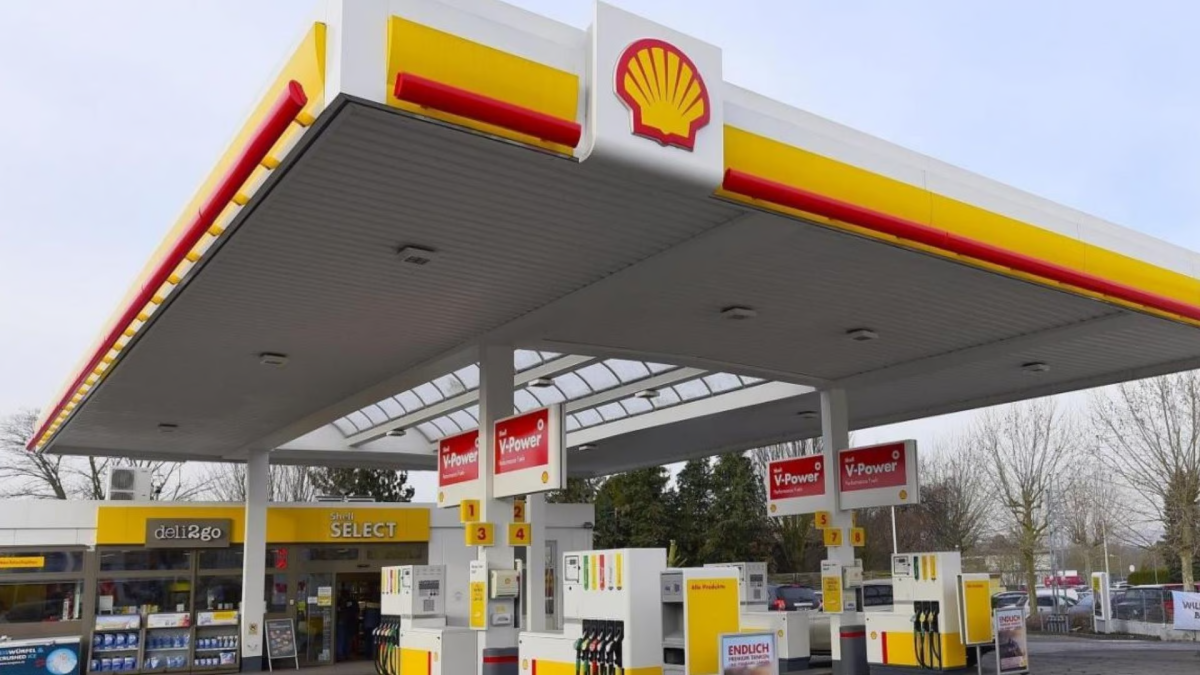 Estación de combustible fuera de servicio. Fuente externa.