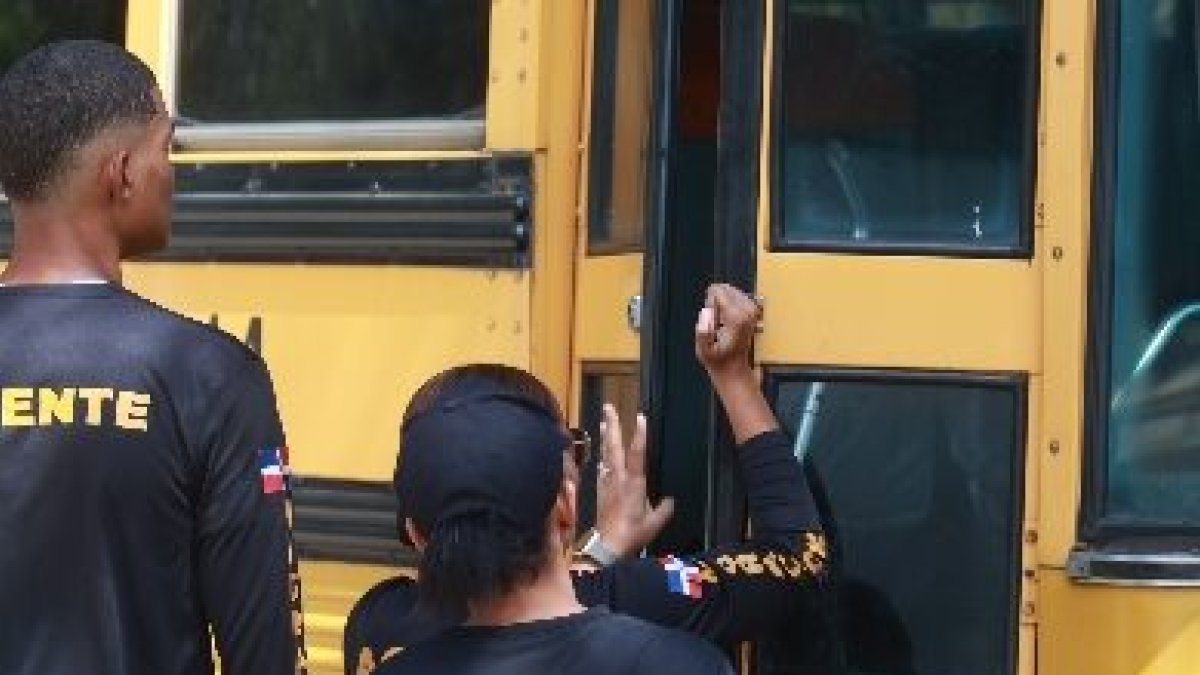 6_El País_23_1A,p03