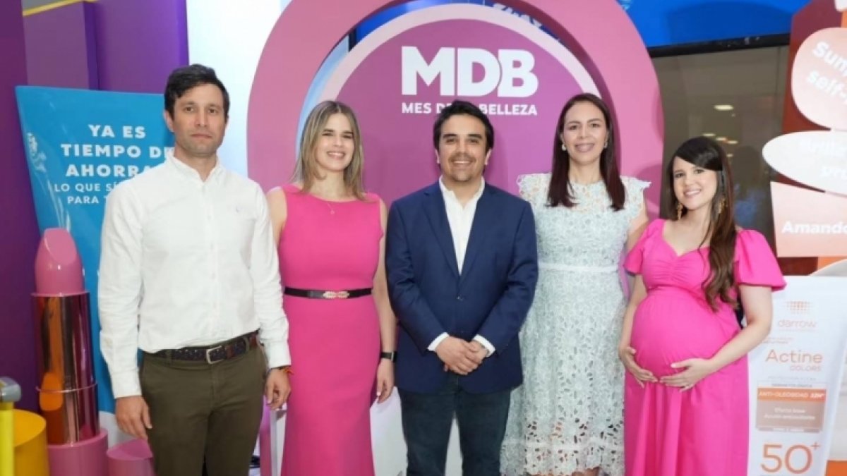 Pedro José Tejada, Pamela Zorilla, Michael Weirthner, Marjorie Yermenos y Jennifer Terrero.