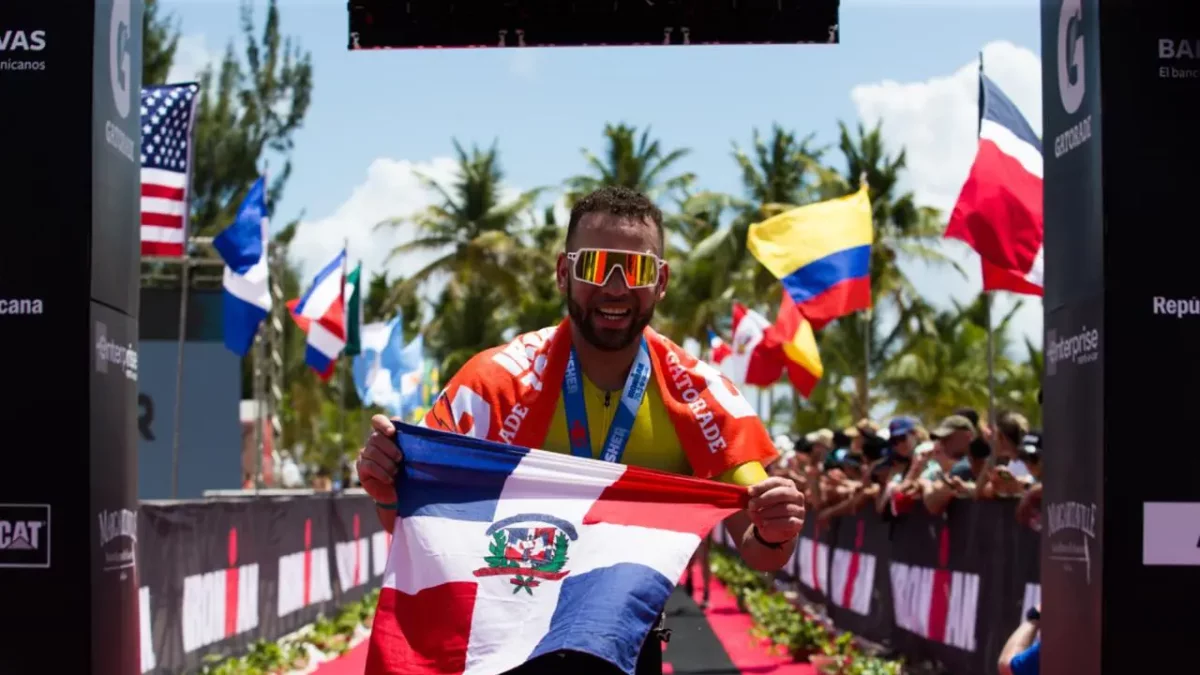 Uno de participantes el año pasado tras llegar a meta.
