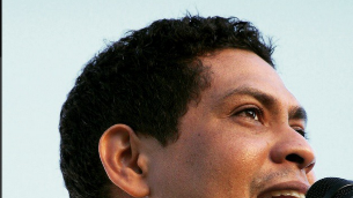 mBlDaYup_400x400