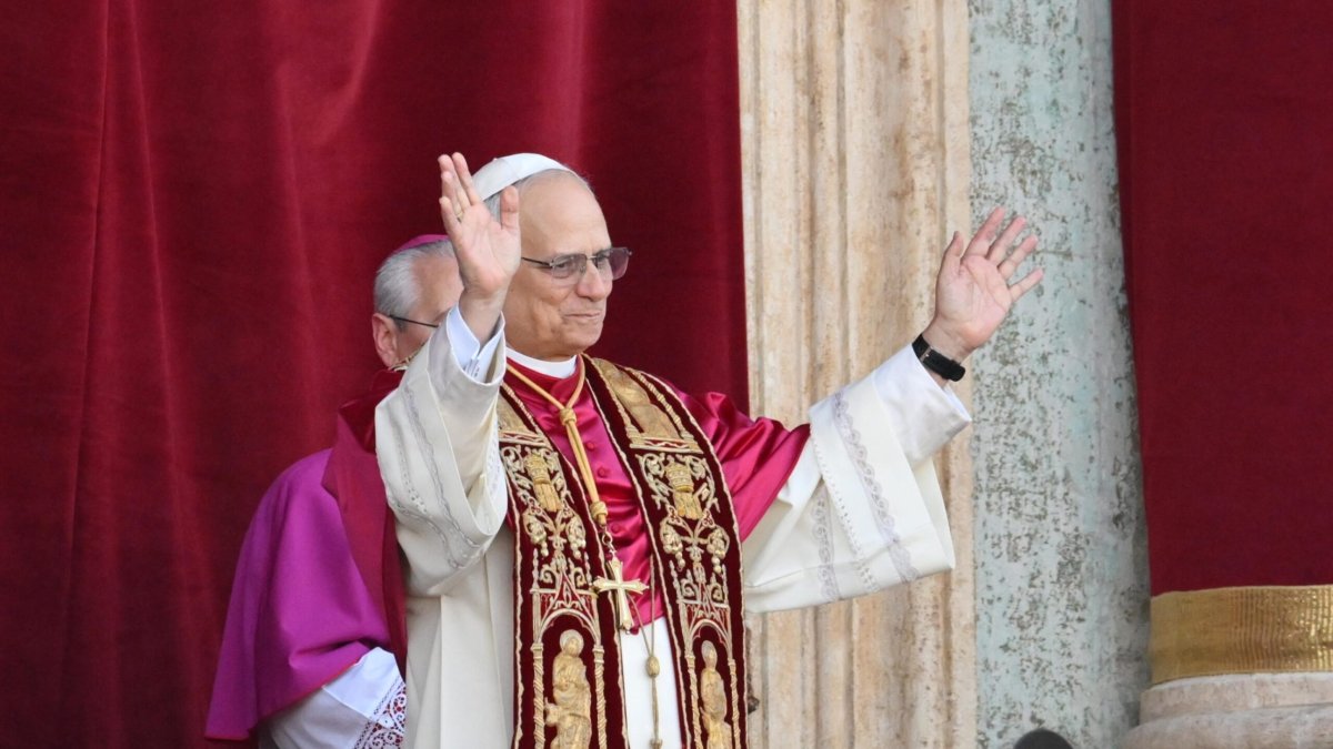 El nuevo papa es el cardenal estadounidense Roberto Francisco Prevost