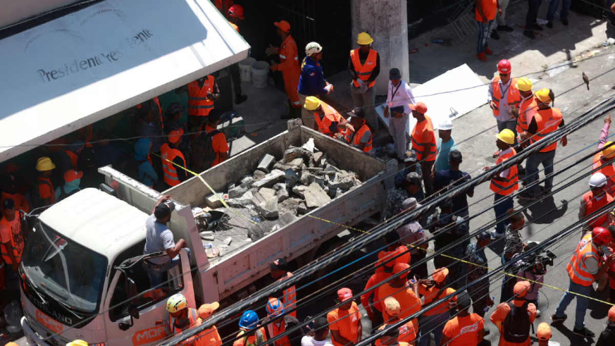 Aumentan a 79 los muertos en tragedia del Jet Set