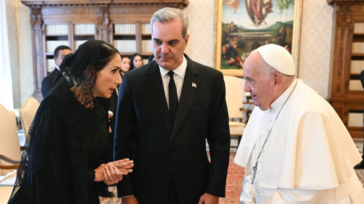 Raquel Arbaje, Luis Abinader y el papa Francisco