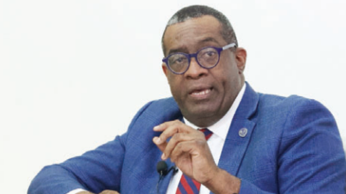 Antonio Ciriaco,  decano  Facultad  Economía de la UASD.