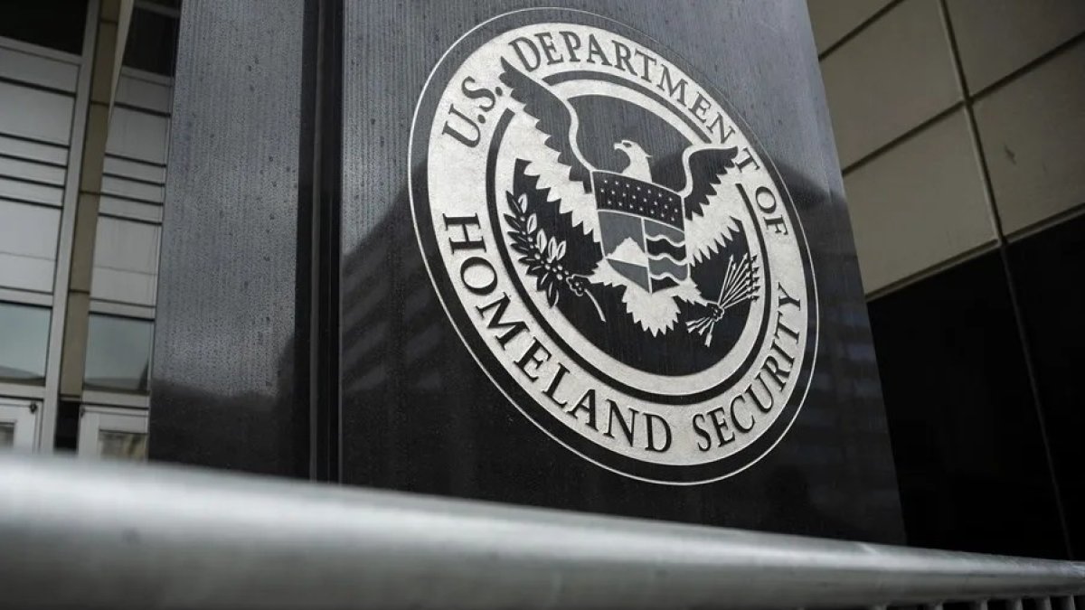 Demandan al Gobierno de Trump por la recolección de muestras de ADN de inmigrantes