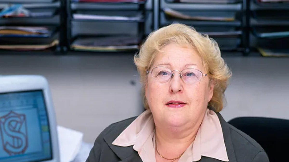 Sylvia Young (Fuente externa)