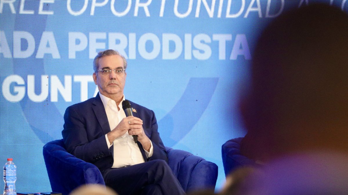 Tras queja de la doctora Hichez, Presidencia recuerda que en La Semanal se la da prioridad a la prensa