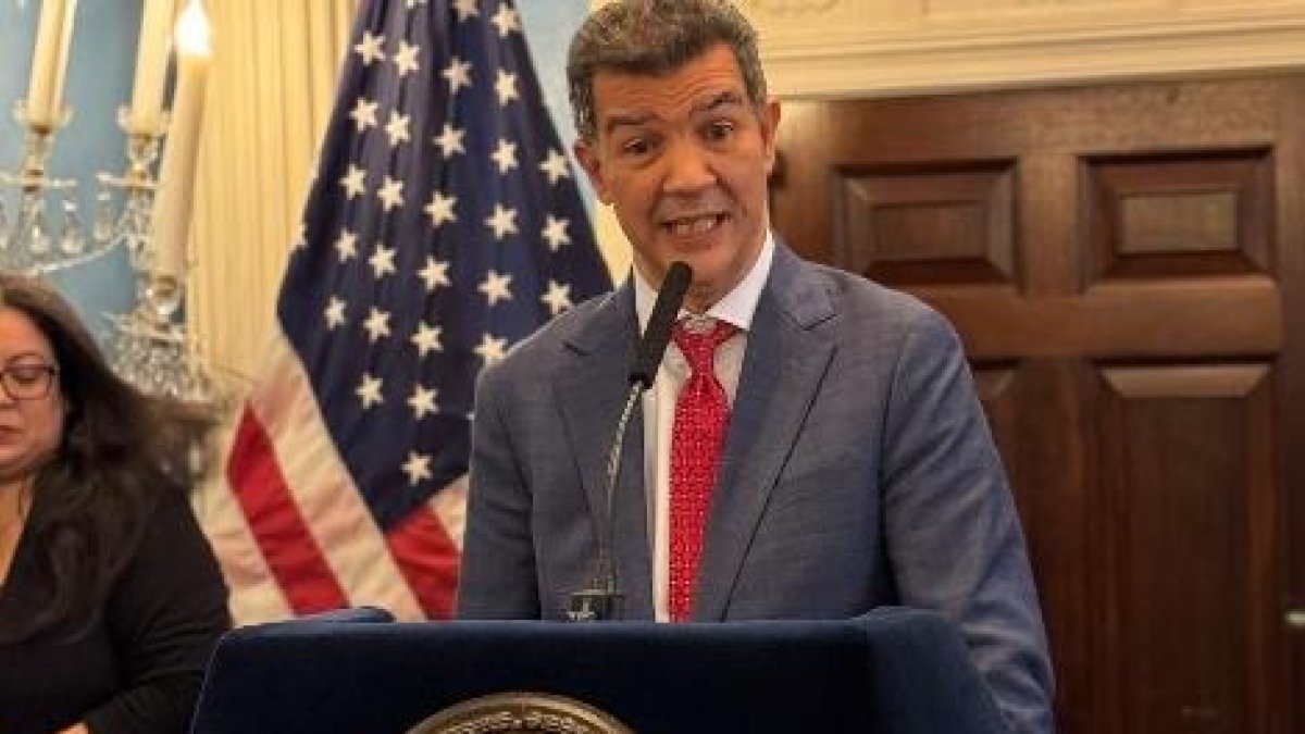 Ydanis Rodríguez aborda la movilidad y prevención de accidentes