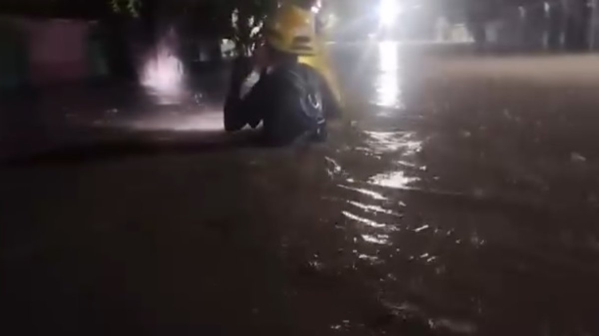 Lluvias provocan inundaciones y afectan a 160 familias en Azua