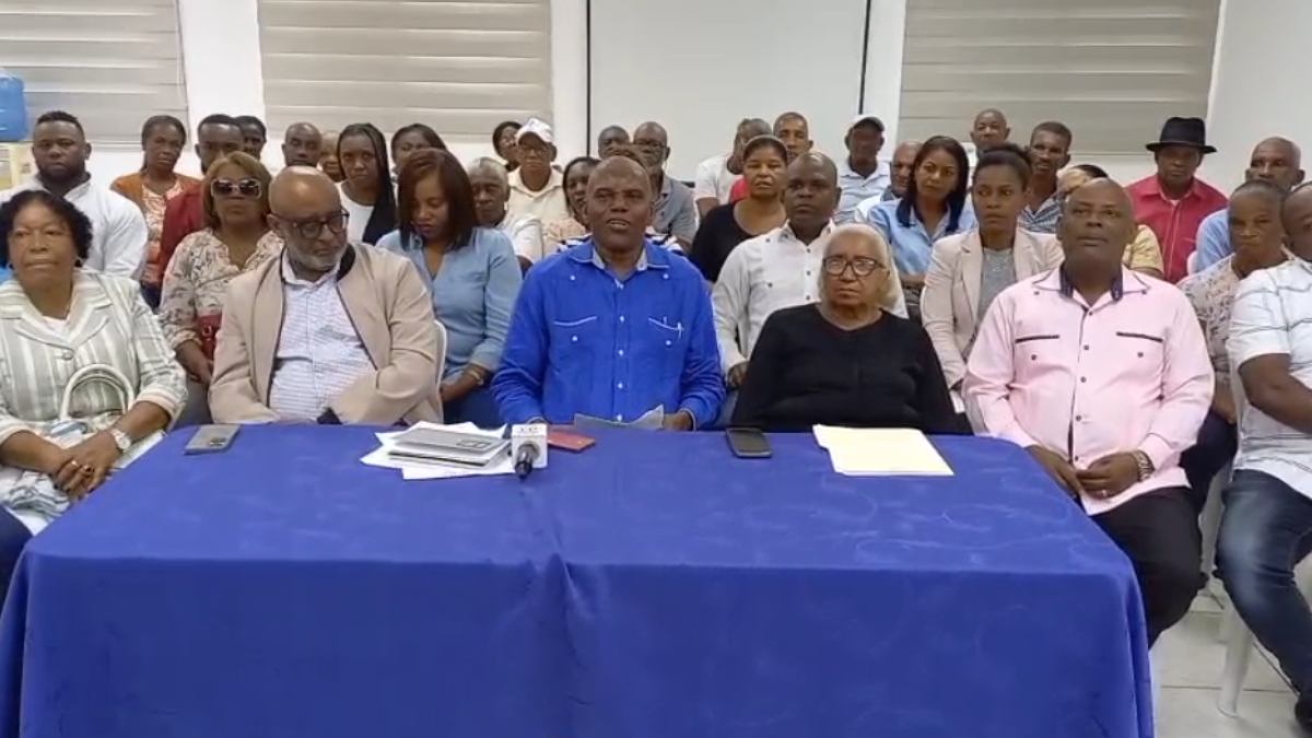 ¡Tras 53 años de abandono! Reclaman construcción del puente Madrigal sobre el río Haina