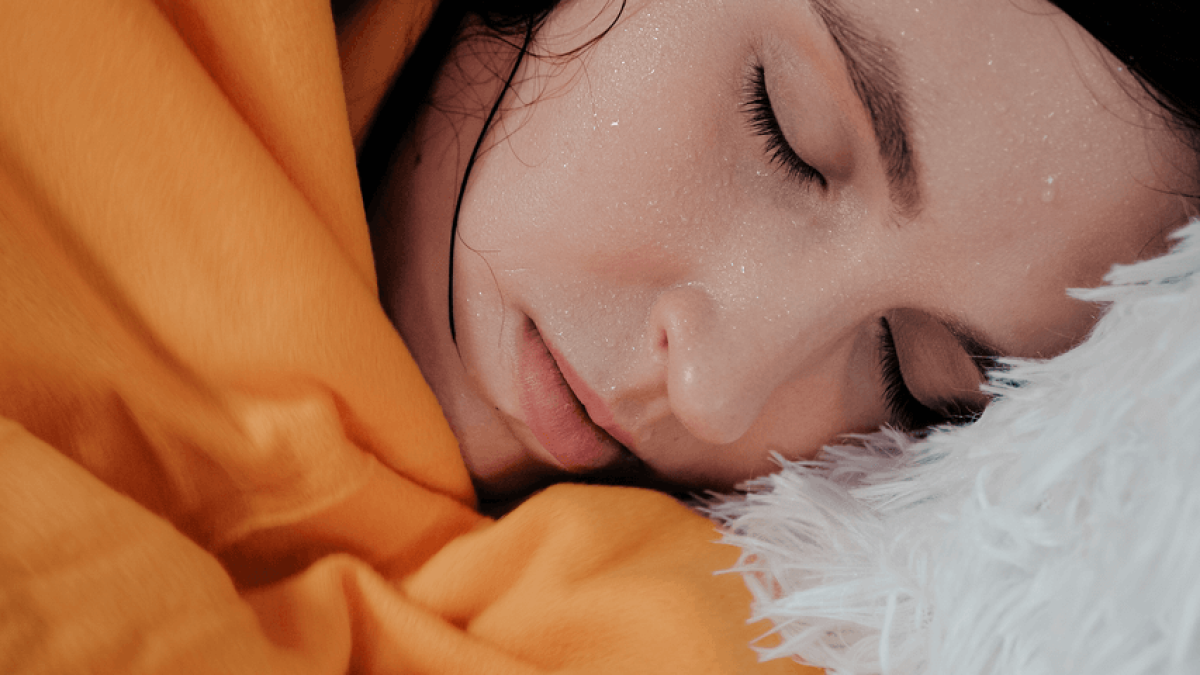 La fiebre no es una enfermedad, sino un síntoma que requiere atención, dice doctora