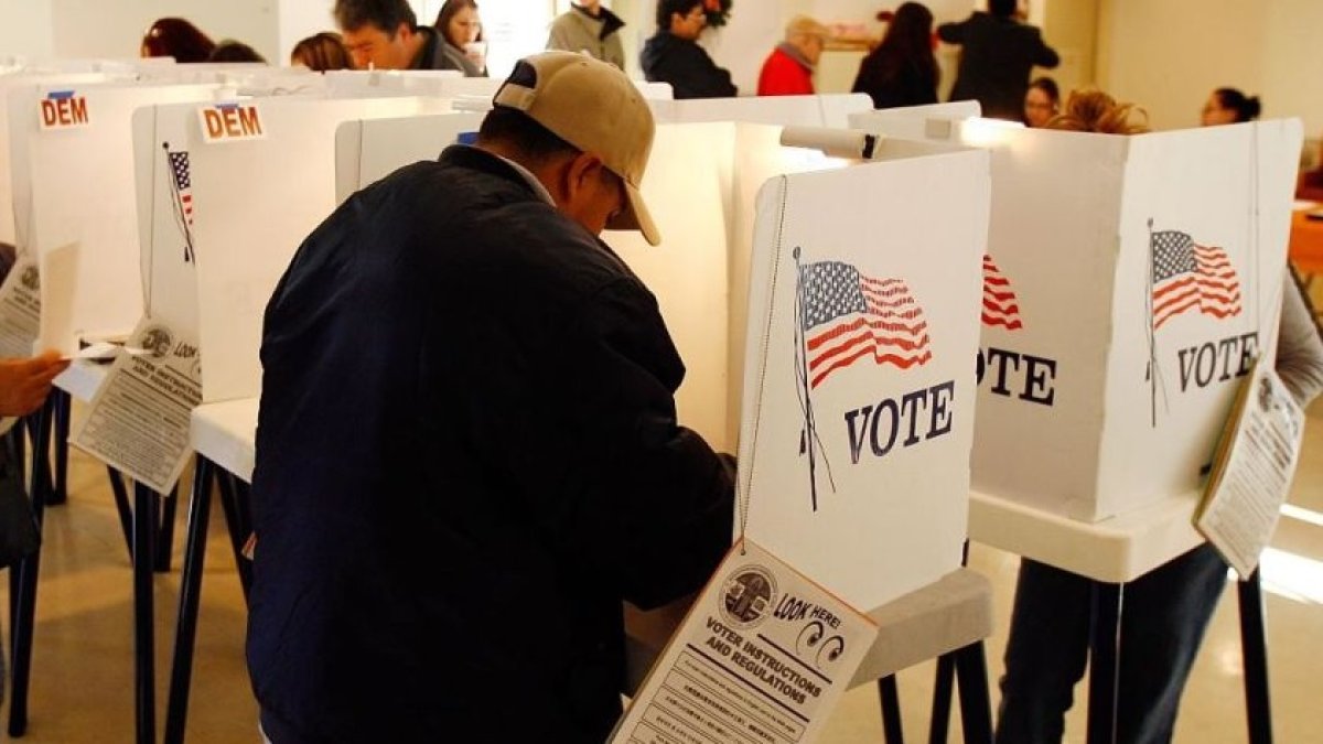 Más de 300 mil dominicanos NYC aptos para votar en elecciones 4 noviembre