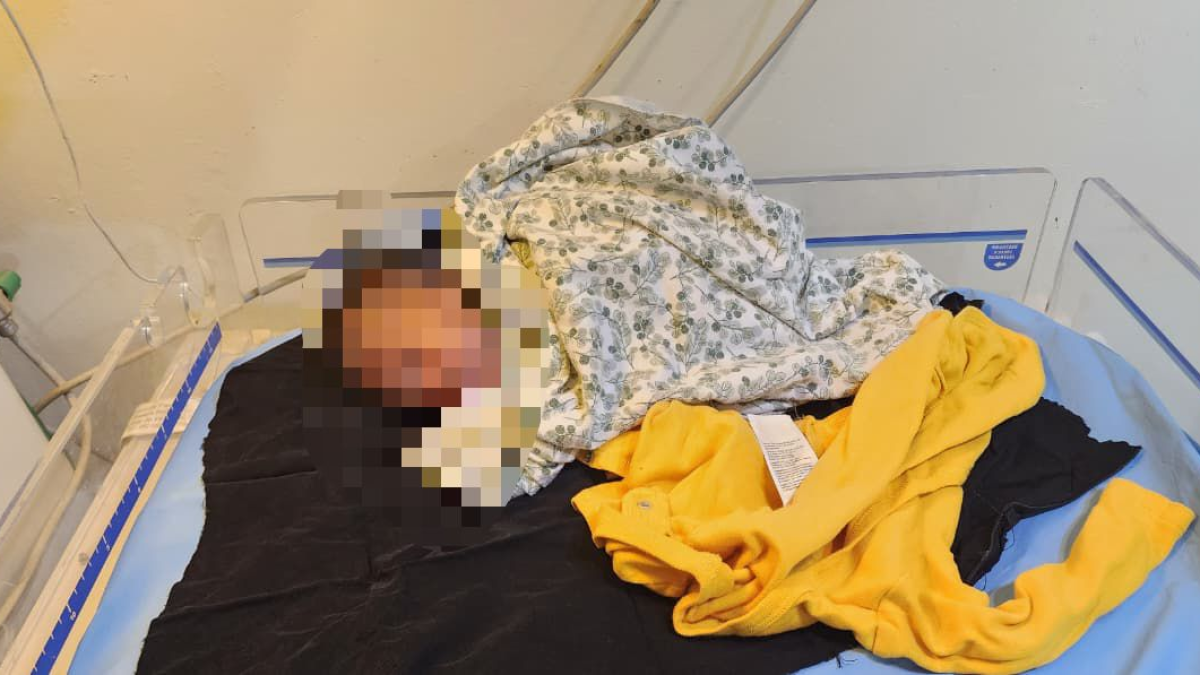 Bebé abandonada en Dajabón recibe atenciones médicas.