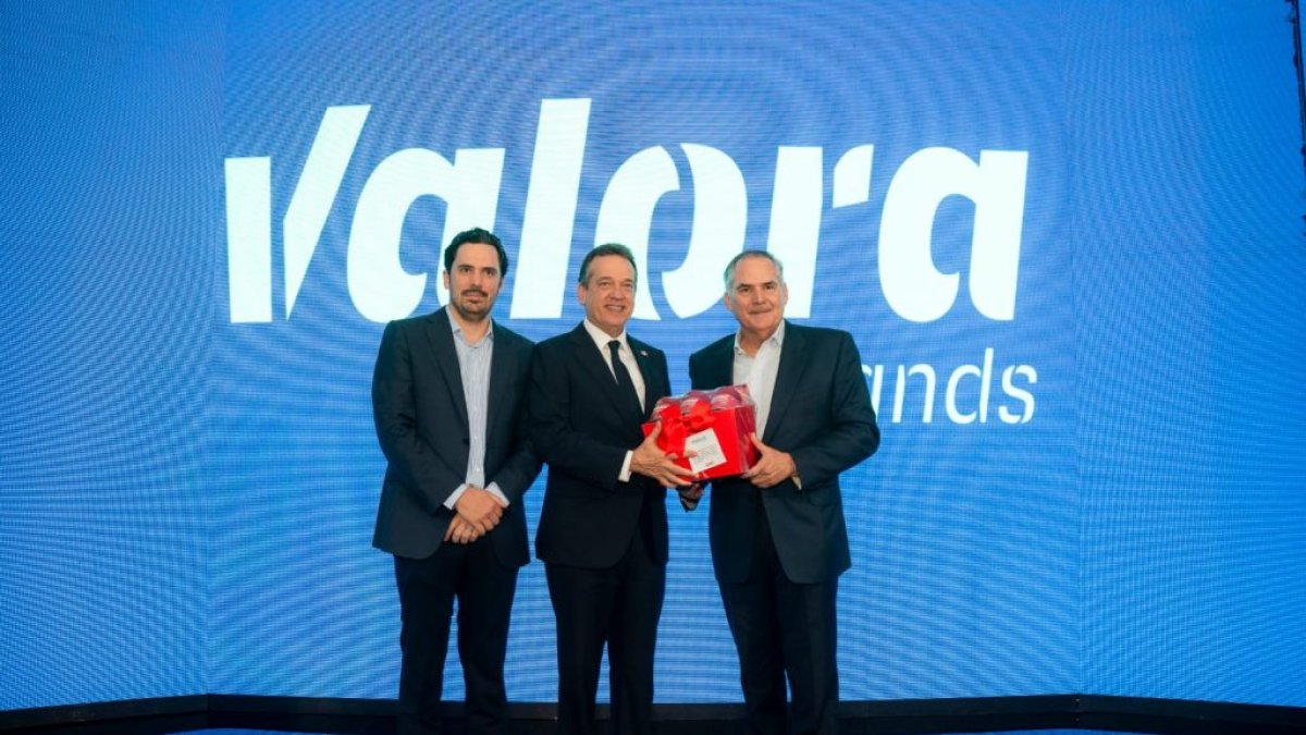 AJFA-evoluciona-nace-Valora-brands-una-nueva-etapa-de-crecimiento-e-innovacion-1-1024×682