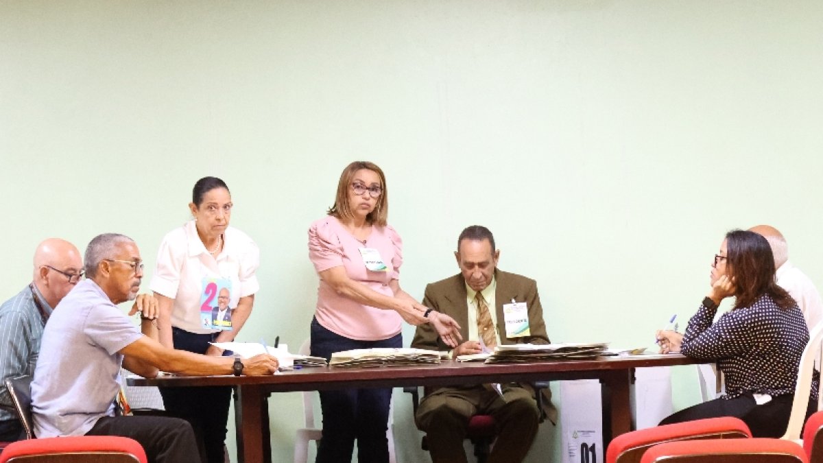 Elecciones concitaron poco  interés.