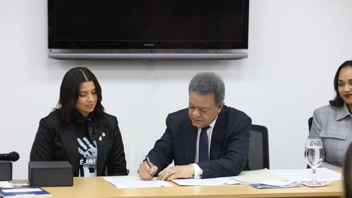 Kimberly Taveras Duarte y Leonel Fernández