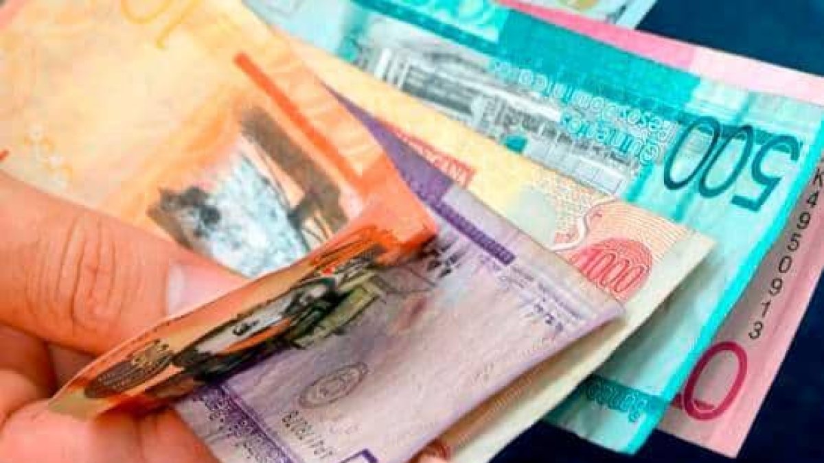 Gobierno les aumenta el salario / Fuente externa