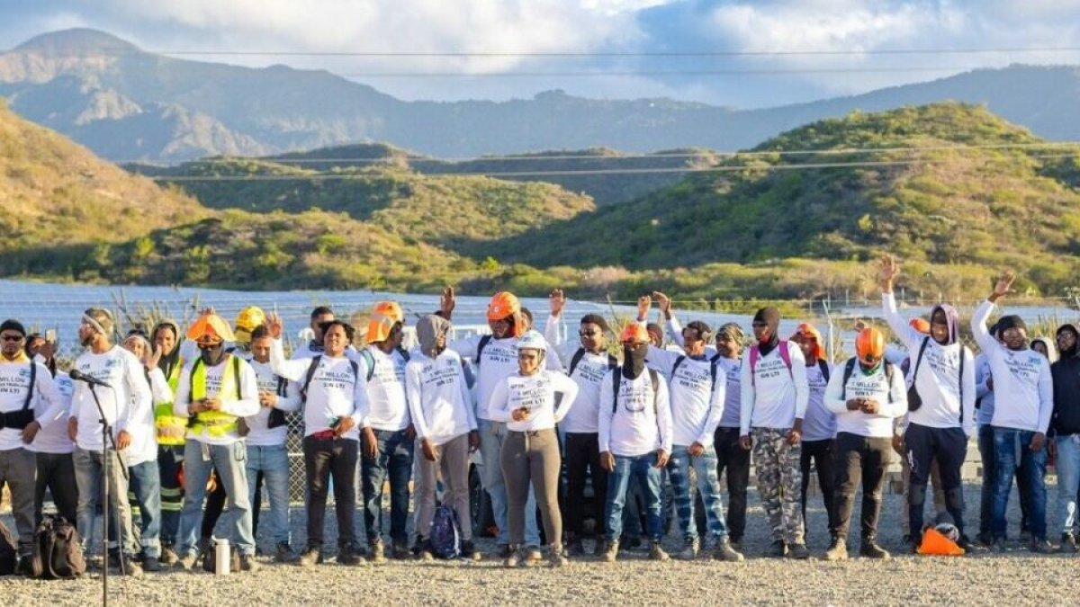 Equipo-AES-Dominicana-1024×879