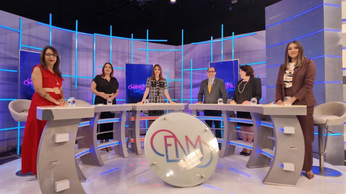 Primera alerta de autismo es la pérdida del contacto visual del bebé con la madre: especialistas plantean desafíos