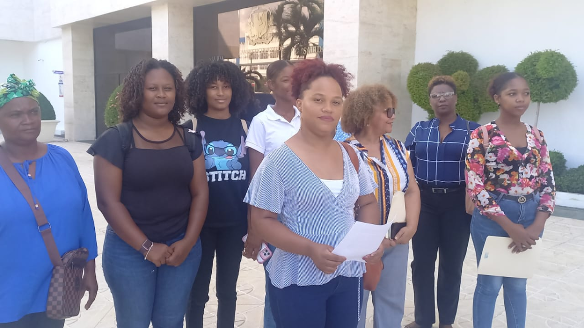 La Confederación Nacional de Mujeres del Campo (CONAMUCA) reclama frente al Congreso Nacional que las tres causales sean incluidas en el.proyecto de nuevo Código Penal de la República Dominicana.
