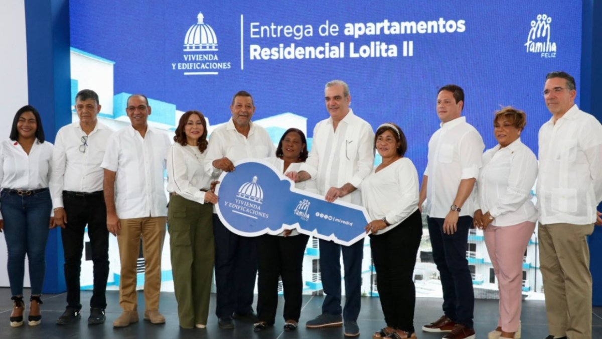 13_El País_04_1A,p01