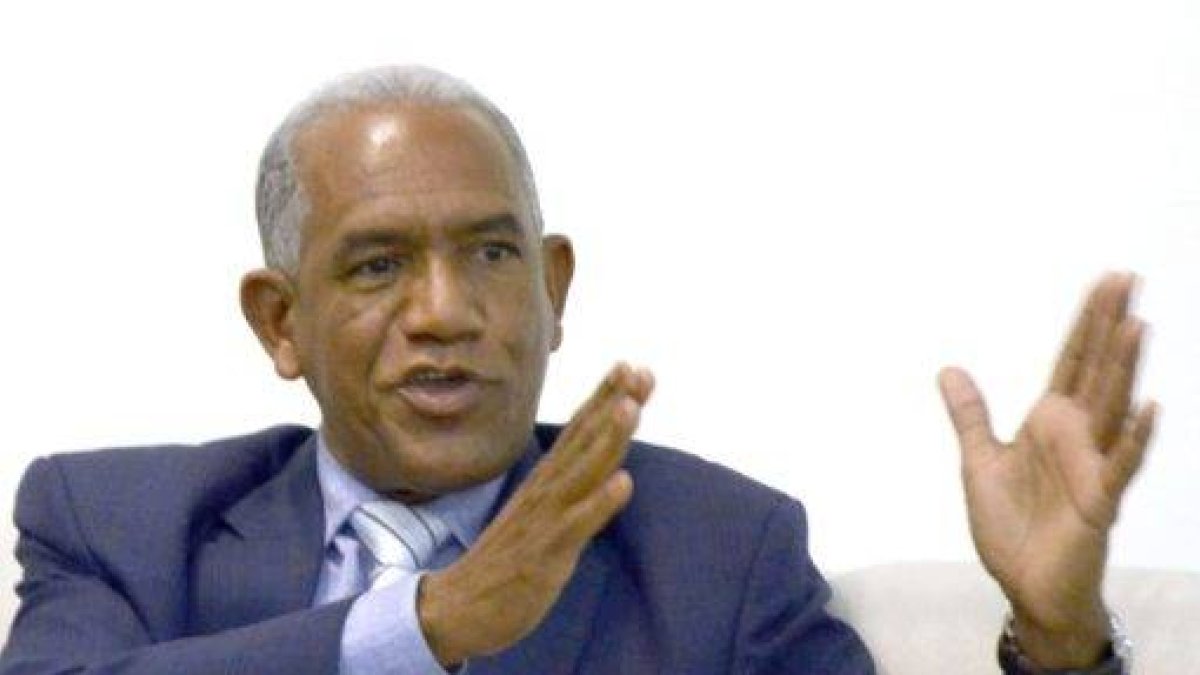 Economista Nelson Suárez.