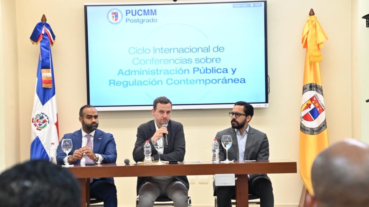 CODESSD, PUCMM y Fundación Konrad Adenauer impulsan reflexión académica para fortalecer la democracia y la institucionalidad en RD