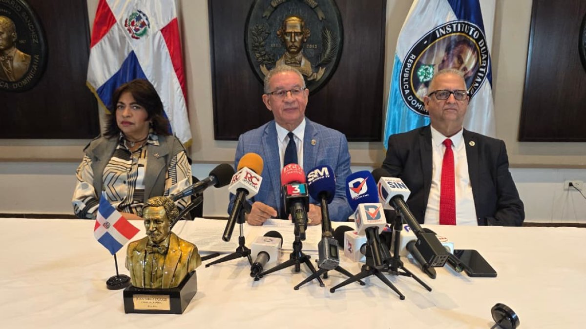 Instituto Duartiano durante la rueda de prensa