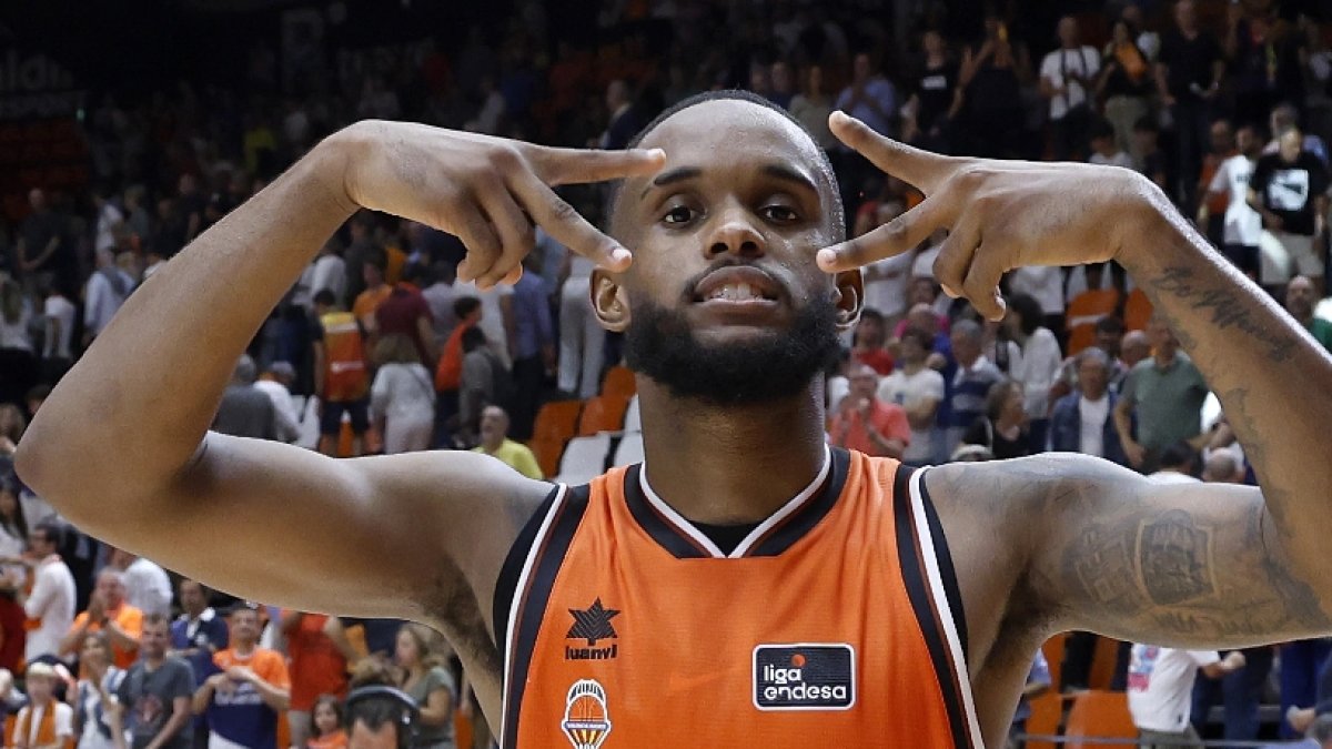 El dominicano Jean Montero, del Valencia.