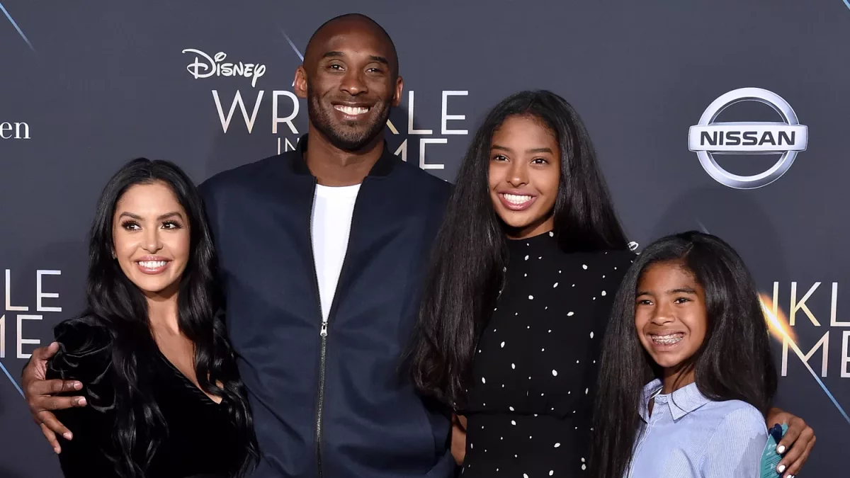 Vanessa Laine Bryant, el ex jugador de la NBA Kobe Bryant, Natalia Diamante Bryant y Gianna Maria-Onore Bryant.