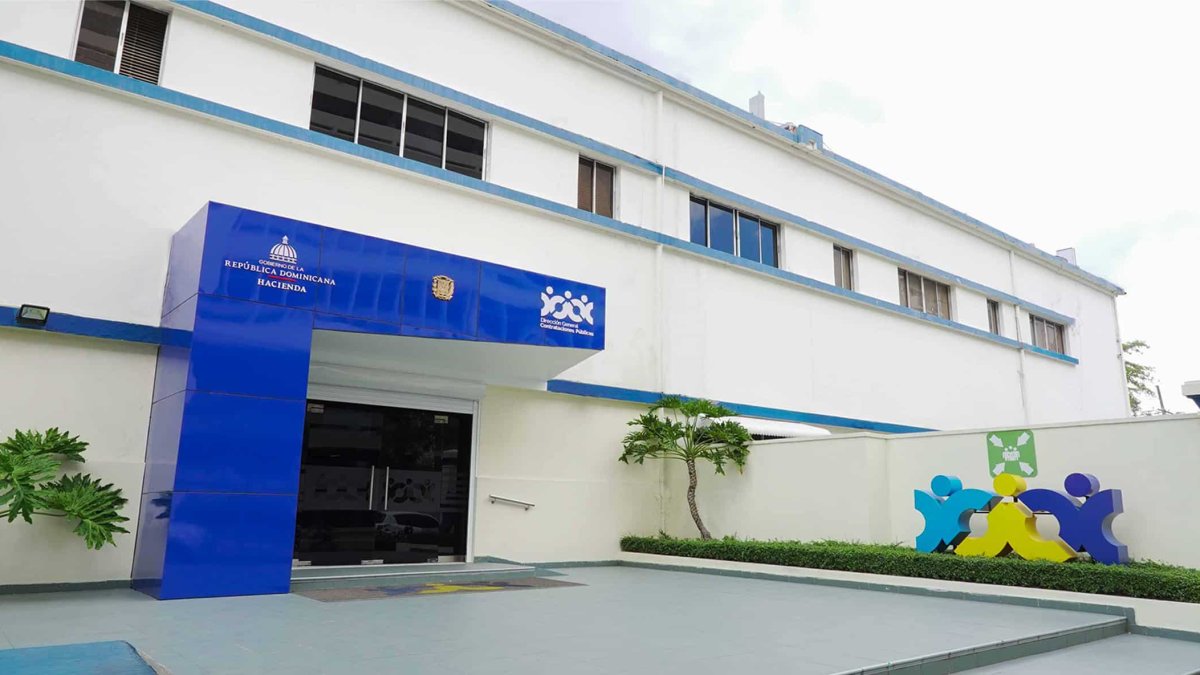 Fachada Contrataciones Públicas.