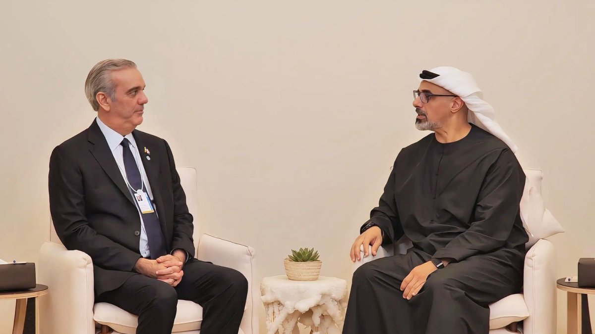 Presidente Abinader sostiene audiencia con el príncipe heredero de Abu Dhabi y concluye agenda en Emiratos Árabes Unidos