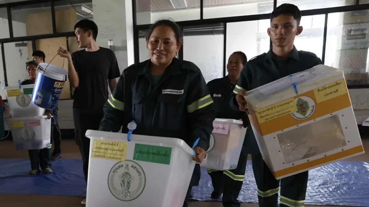 Preparativos en Bangkok para las elecciones generales de Tailandia. EFE/EPA/Rungroj Yongrit