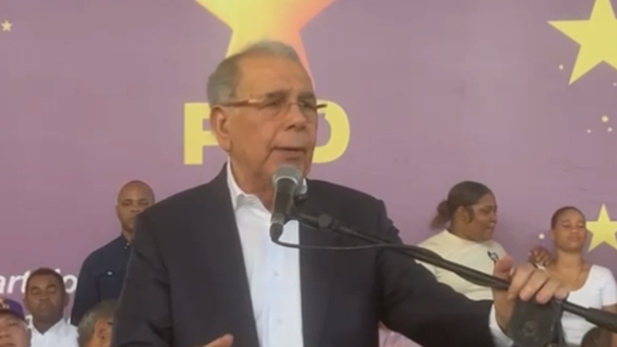 Danilo Medina, presidente del PLD, critica al Gobierno.