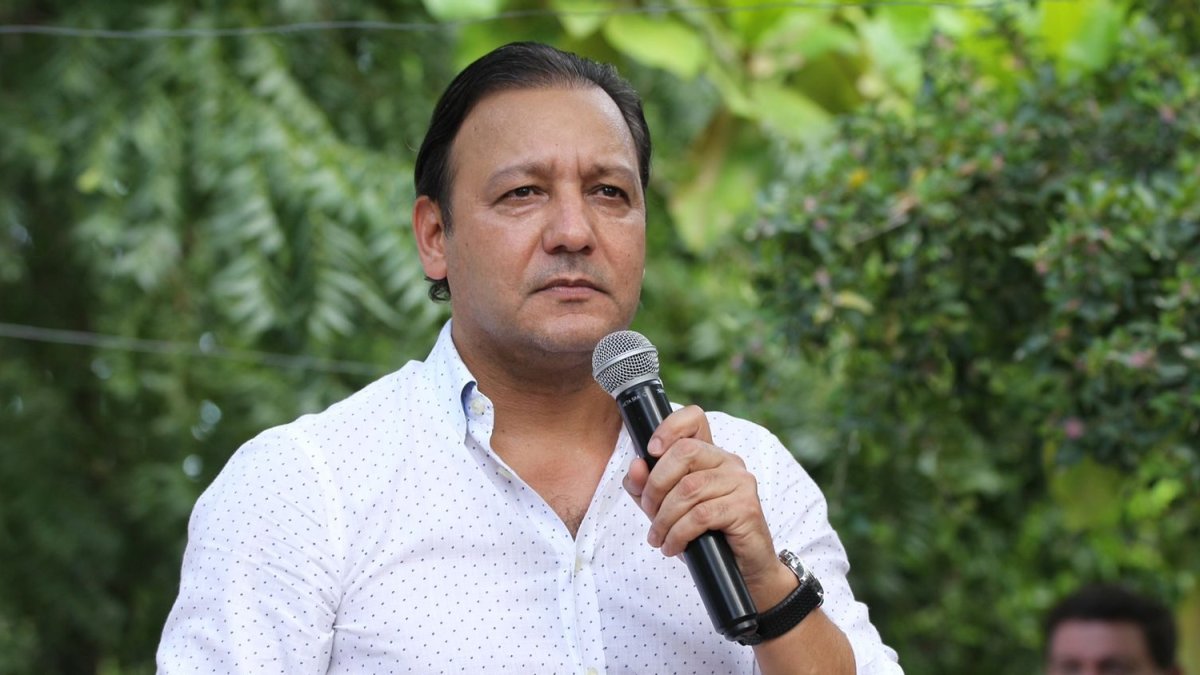 Abel Martínez pidió ser excluido.